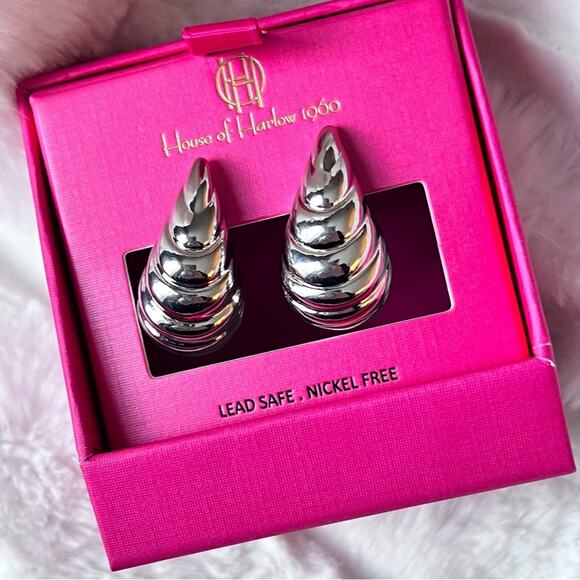 🆕 Chunky Silver Earrings Statement Tear Drop Croissant Crescent 80’s Mob Wife - Picture 2 of 10